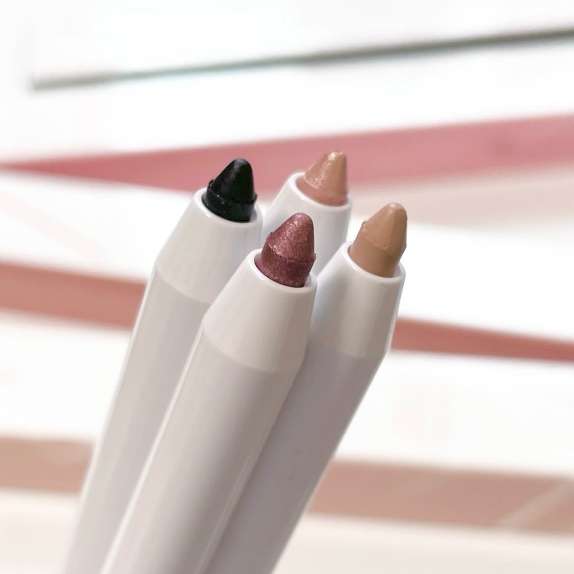 ダブルエフェクトウォータープルーフアイペンシル/SISTER ANN/ペンシルアイライナーを使ったクチコミ（2枚目）