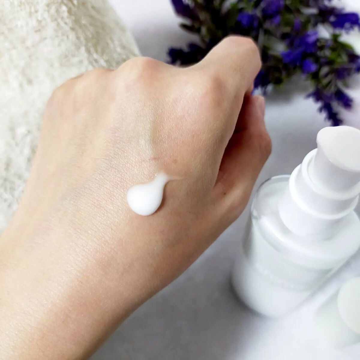 モイスチャライジング エマルジョン/shims/乳液を使ったクチコミ(4枚目)