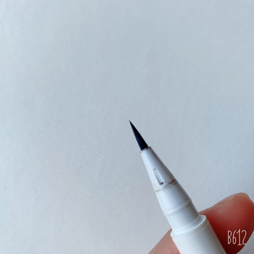 brow flick/Glossier./リキッドアイブロウを使ったクチコミ（3枚目）