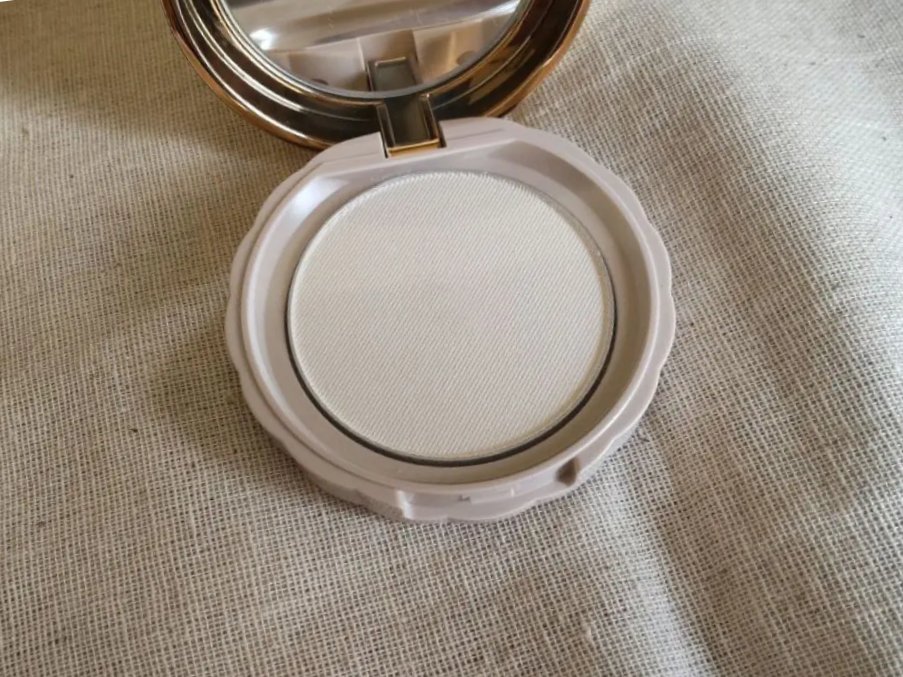 薬用シークレットビューティーパウダー/キャンメイク/フェイスパウダーを使ったクチコミ（2枚目）