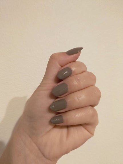 カラフルネイルズ N44 シックグレー/キャンメイク/マニキュアを使ったクチコミ(3枚目)