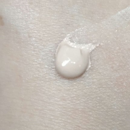 エッセンス スキングロウ ファンデーション/SHISEIDO/リキッドファンデーションを使ったクチコミ(2枚目)