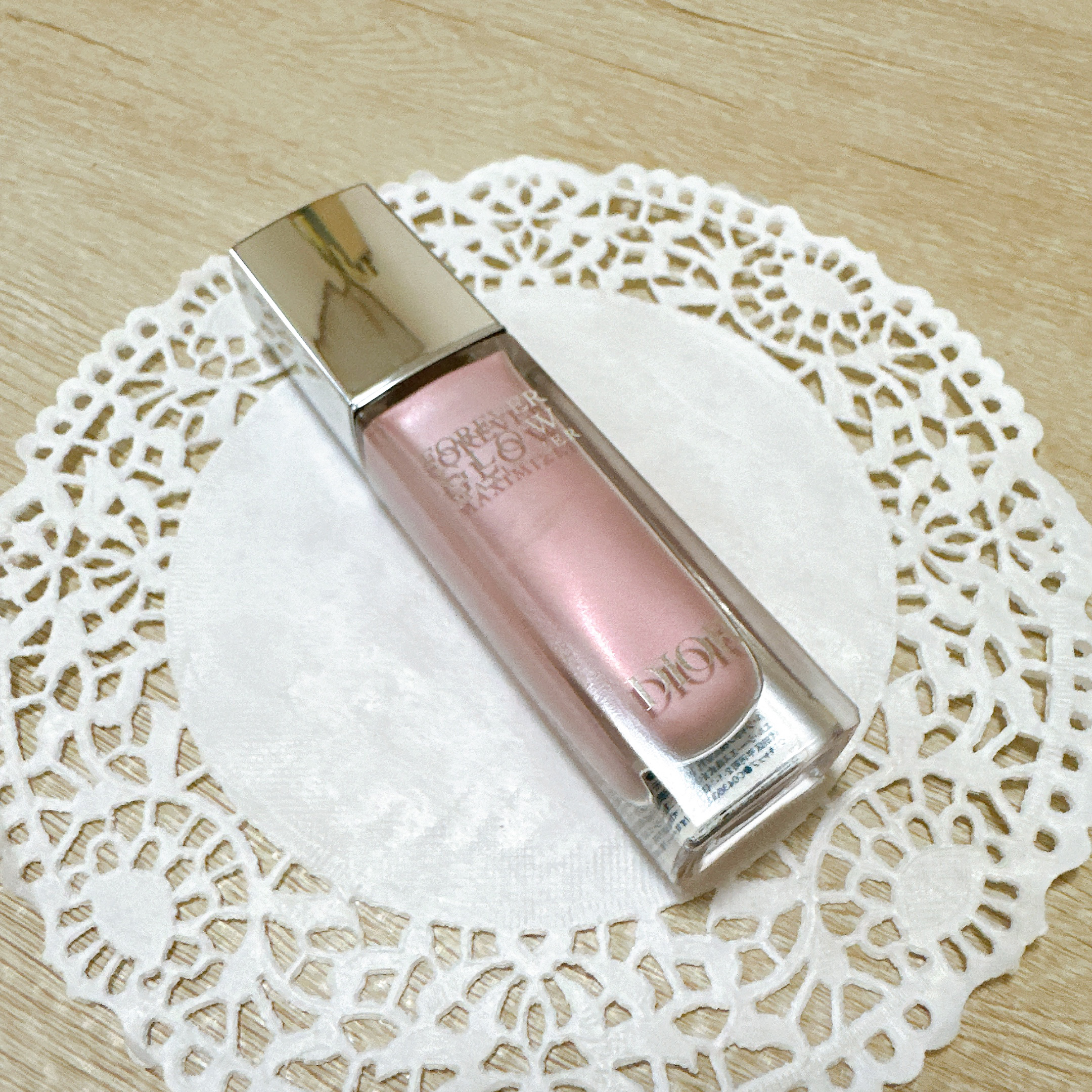 ディオールスキン フォーエヴァー グロウ マキシマイザー/Dior/ハイライトを使ったクチコミ（2枚目）