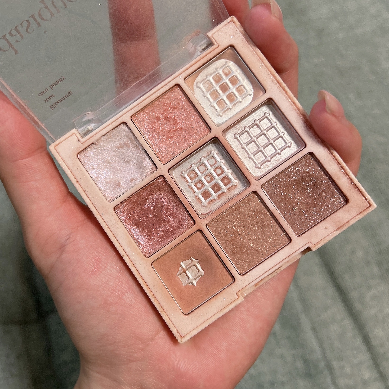 シルキースフレアイズ/キャンメイク/アイシャドウパレットを使ったクチコミ（3枚目）