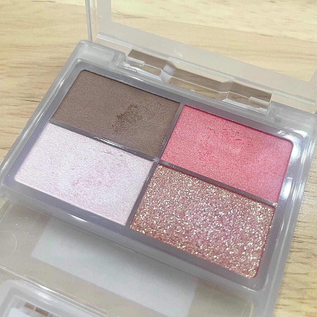 フェイスカラーパレット/チャコット・コスメティクス/アイシャドウパレットを使ったクチコミ(3枚目)