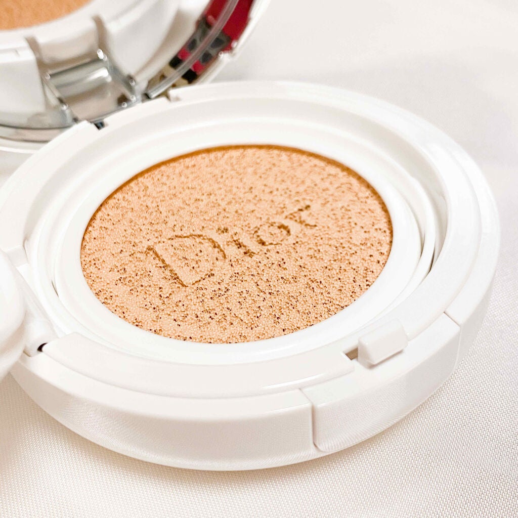 ディオール  スノー パーフェクト ライト クッション SPF 50-PA+++/Dior/クッションファンデーションを使ったクチコミ(2枚目)