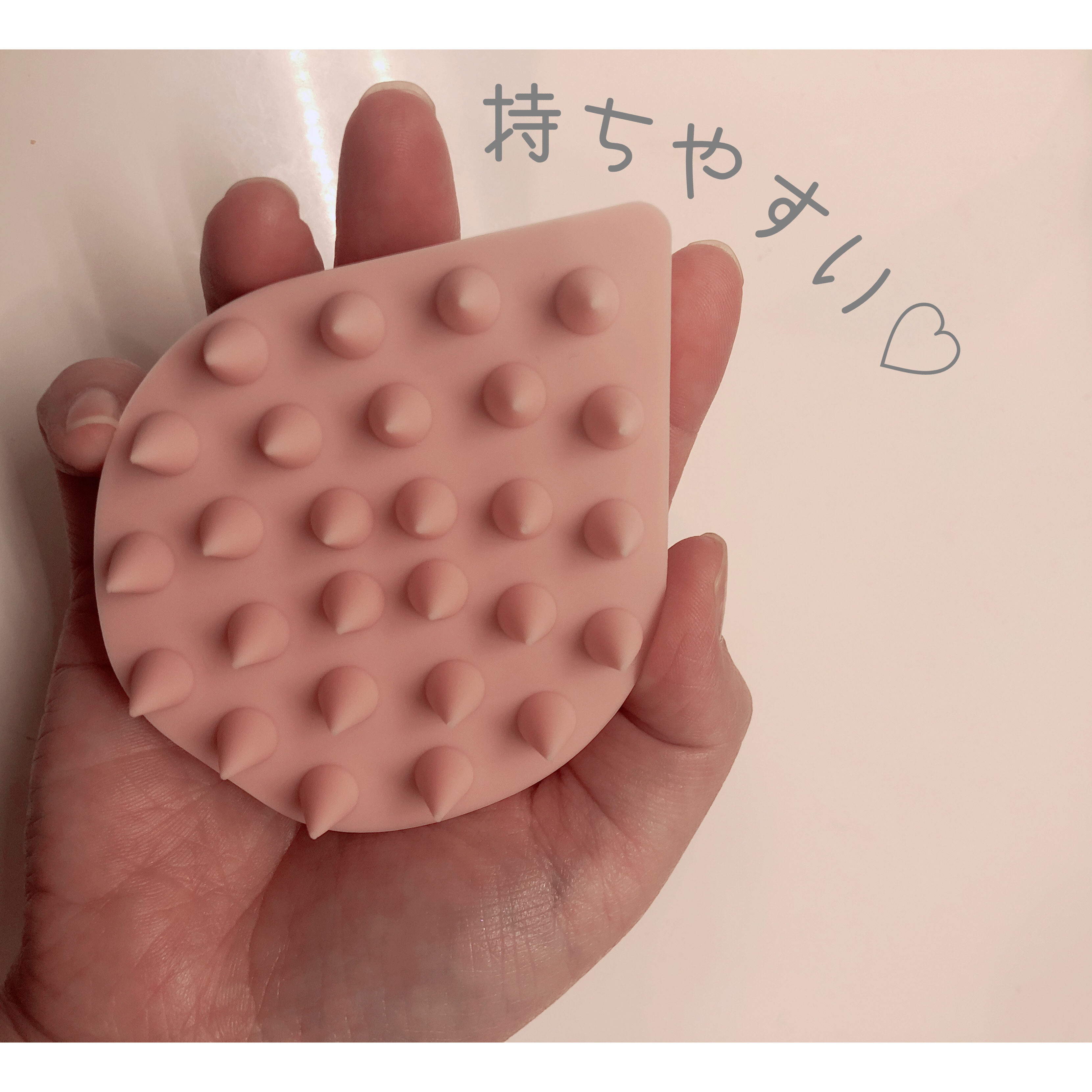 リラクシングマッサージブラシ/エトヴォス/スカルプブラシを使ったクチコミ（2枚目）