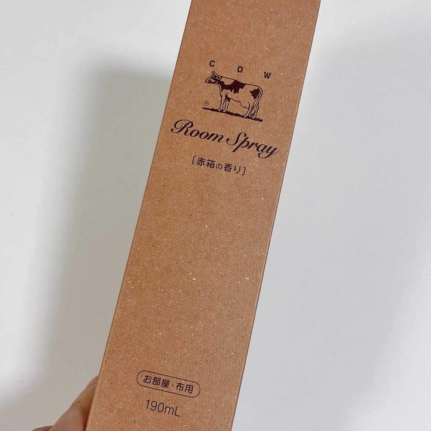 ルームスプレー 赤箱の香り/カウブランド/ファブリックミストを使ったクチコミ(3枚目)