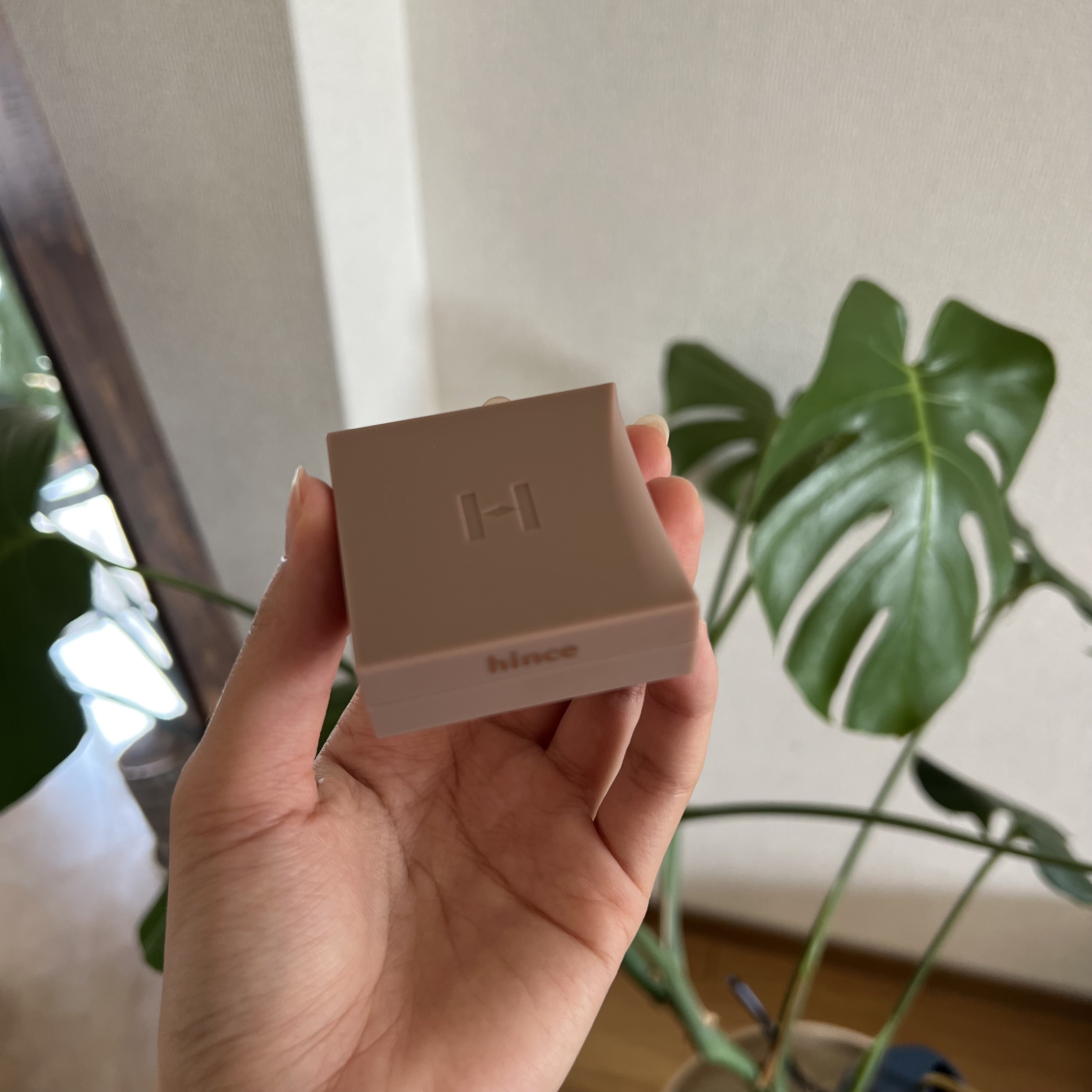 ニューデップスアイシャドウ/hince/単色アイシャドウを使ったクチコミ（2枚目）