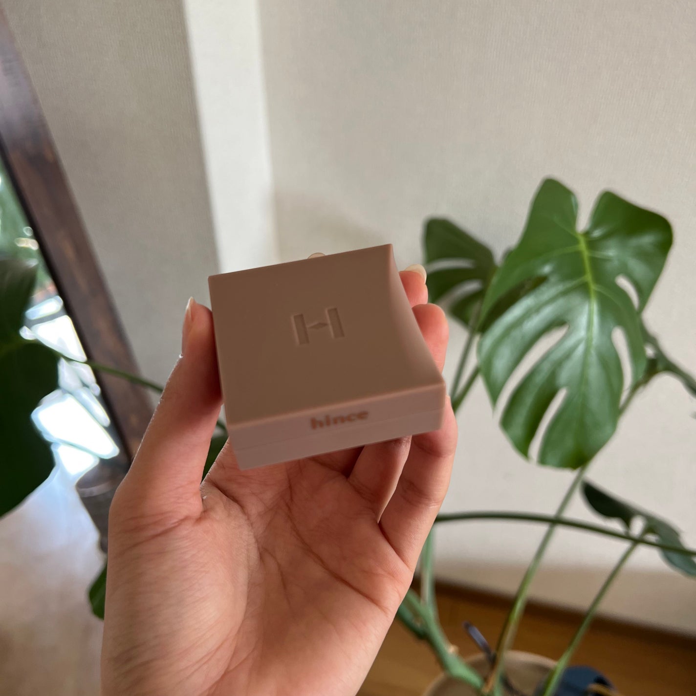 ニューデップスアイシャドウ/hince/単色アイシャドウを使ったクチコミ(2枚目)