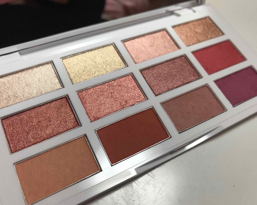 眼癮狂12色眼彩盤/1028/アイシャドウパレットを使ったクチコミ(2枚目)