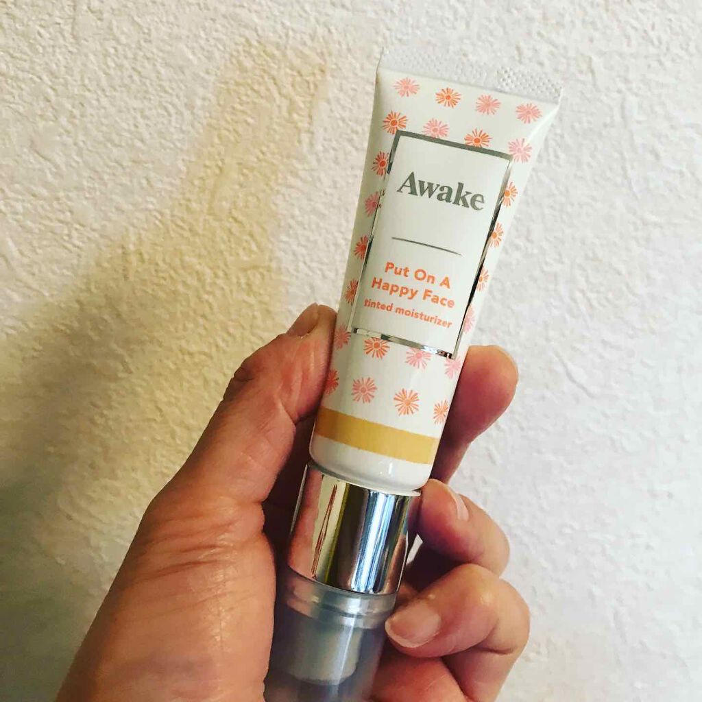 プットオンアハッピーフェイス ティンティド モイスチュアライザー/Awake/CCクリームを使ったクチコミ(2枚目)