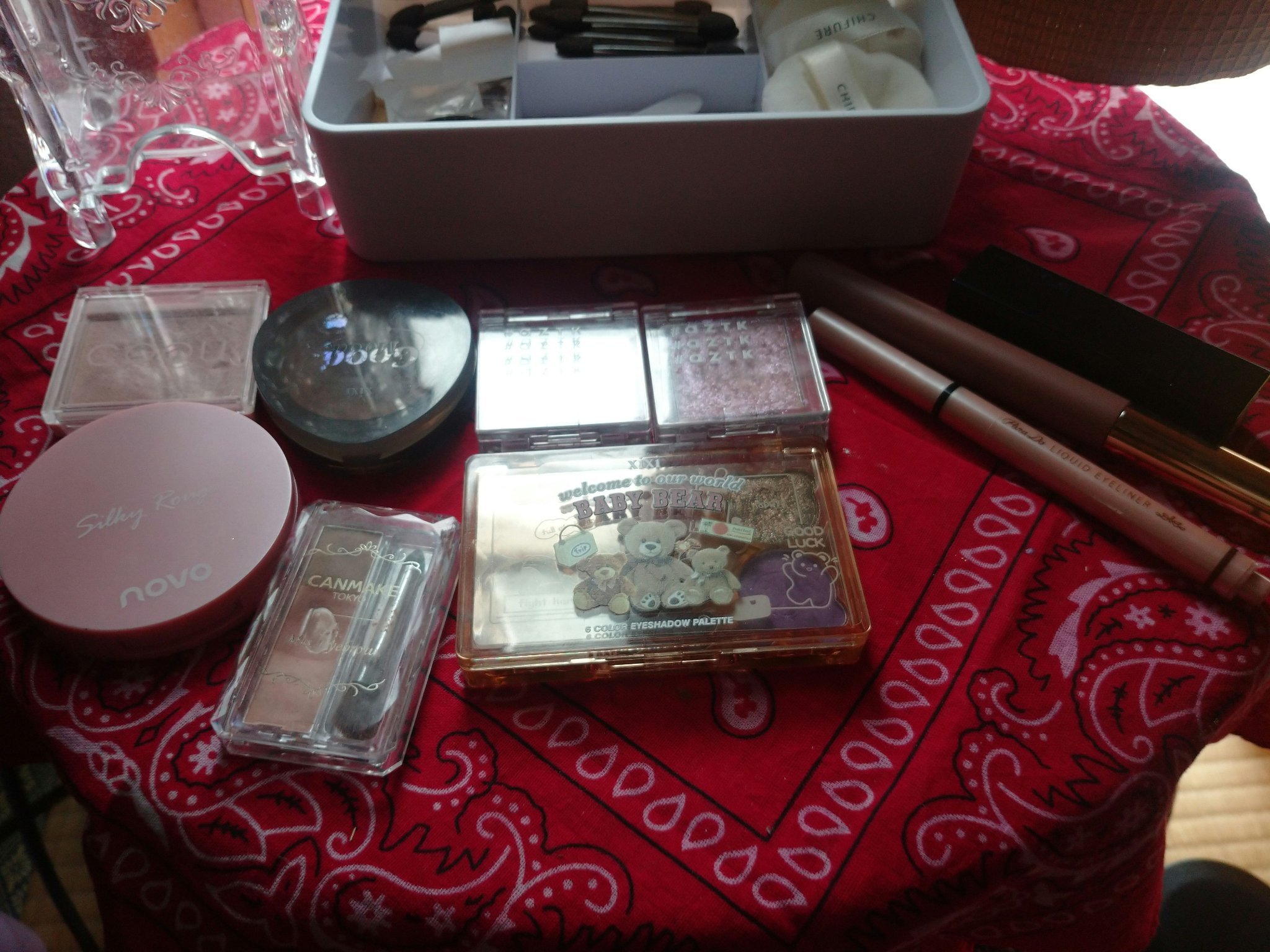 スムースアイコンシーラー/aZTK/クリームコンシーラーを使ったクチコミ（2枚目）