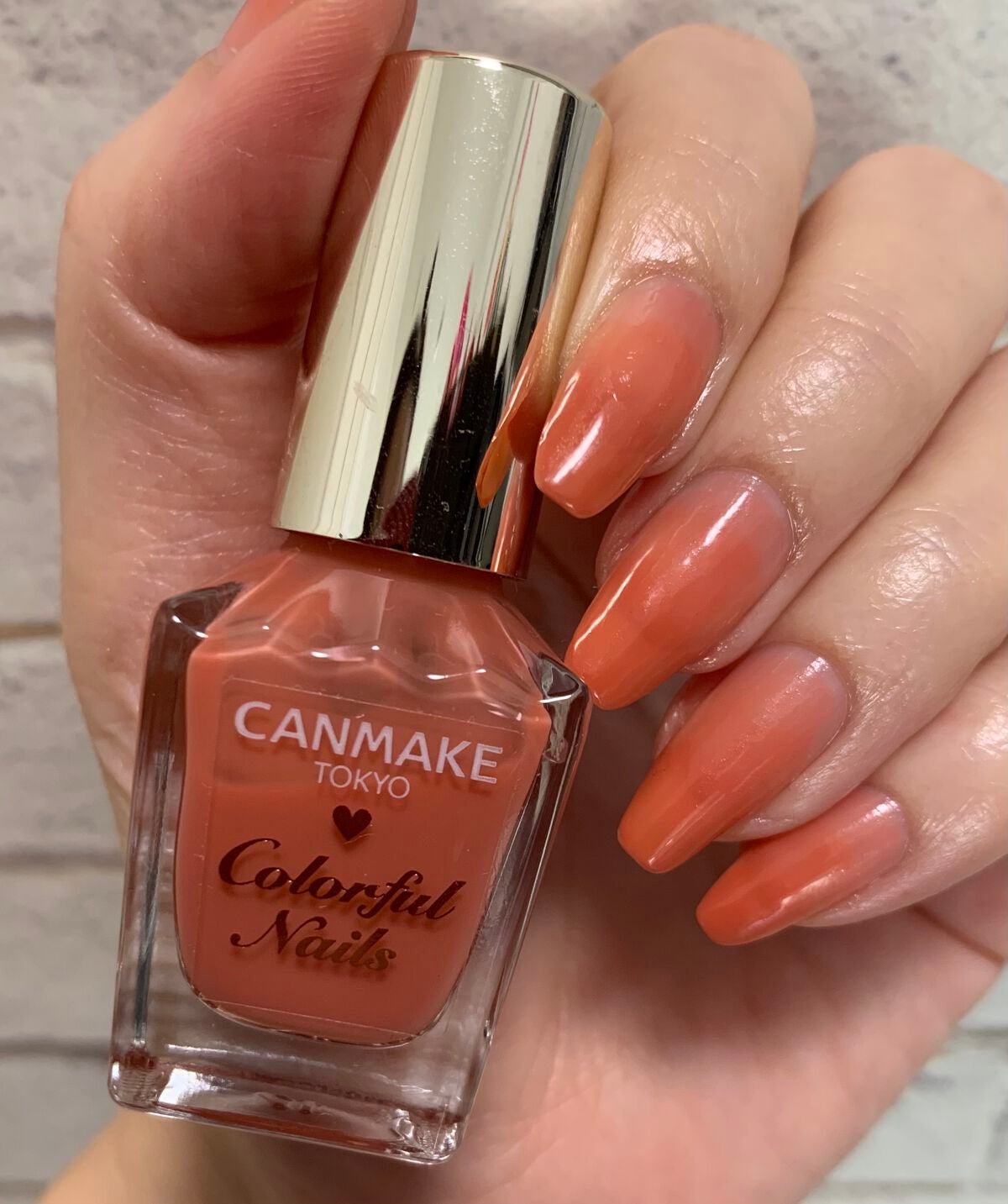 fabulous_cosme_y8nb on LIPS 「秋の夕暮れのようなグラデネイルグラデにちょうど良い発色のキャン..」(2枚目)