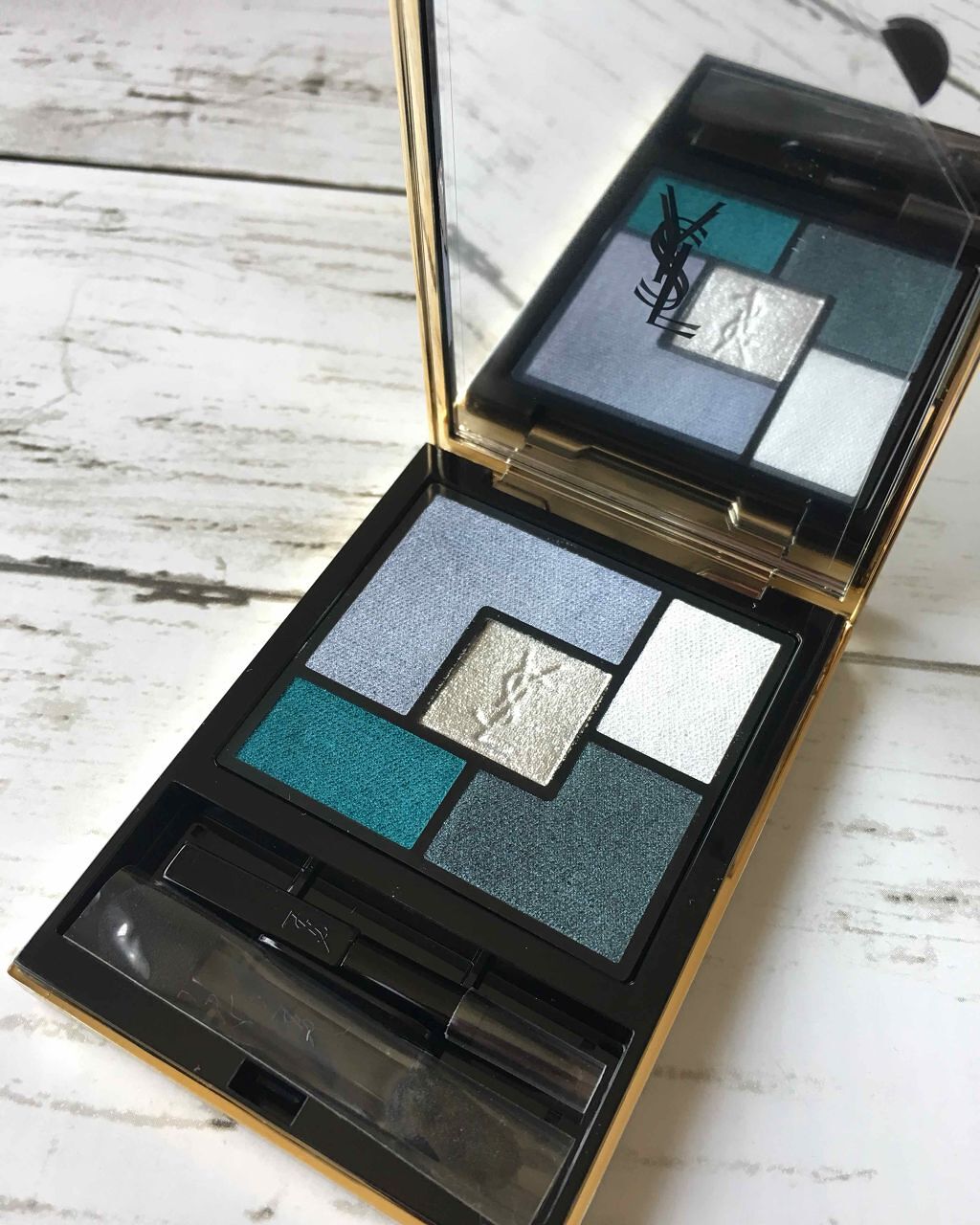 パレット アーバンエスケープ/YVES SAINT LAURENT BEAUTE/アイシャドウパレットを使ったクチコミ(2枚目)