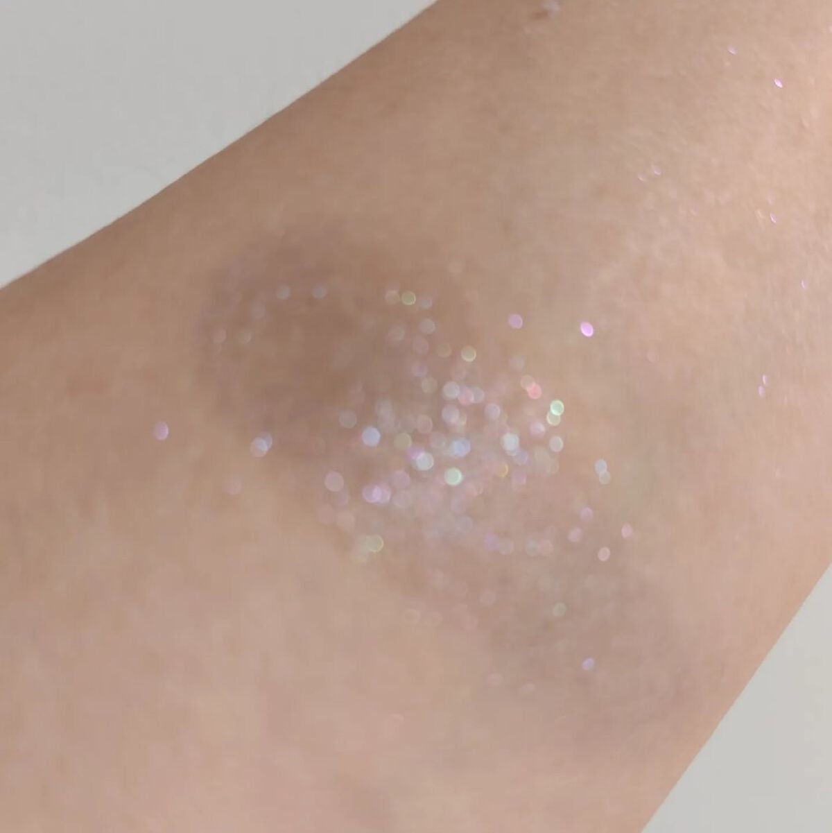 マルチグリッターカラー/ENBAN TOKYO/単色アイシャドウを使ったクチコミ(4枚目)