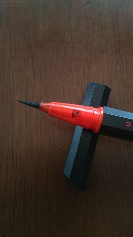 EYE OPENING LINER/UZU BY FLOWFUSHI/リキッドアイライナーを使ったクチコミ(3枚目)