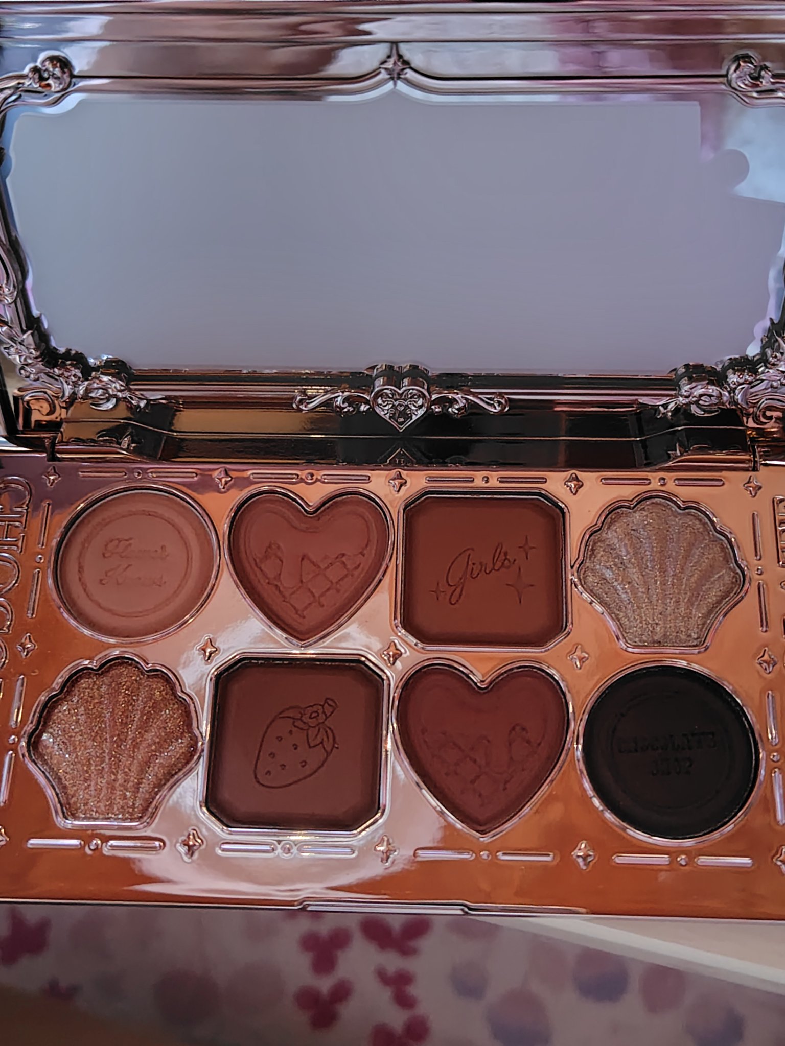 チョコレートシリーズアイシャドウパレット 01 ナッツクラッカ/FlowerKnows/アイシャドウパレットを使ったクチコミ（3枚目）