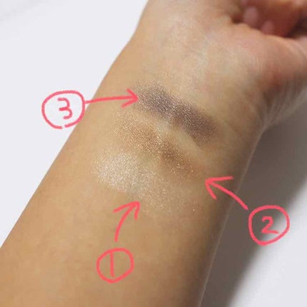 トーンアップアイシャドウ/CEZANNE/アイシャドウパレットを使ったクチコミ(3枚目)