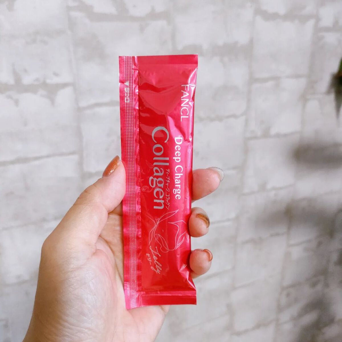 ディープチャージ  コラーゲン スティックゼリー/ファンケル/美容サプリメントを使ったクチコミ（2枚目）