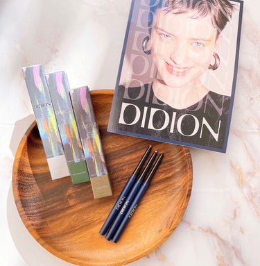 DIDION スムース カラー アイライナーのクチコミ「DIDION
スムース カラー アイライナー

12月に発売になったばかりの
カラーライナー使.....」（1枚目）