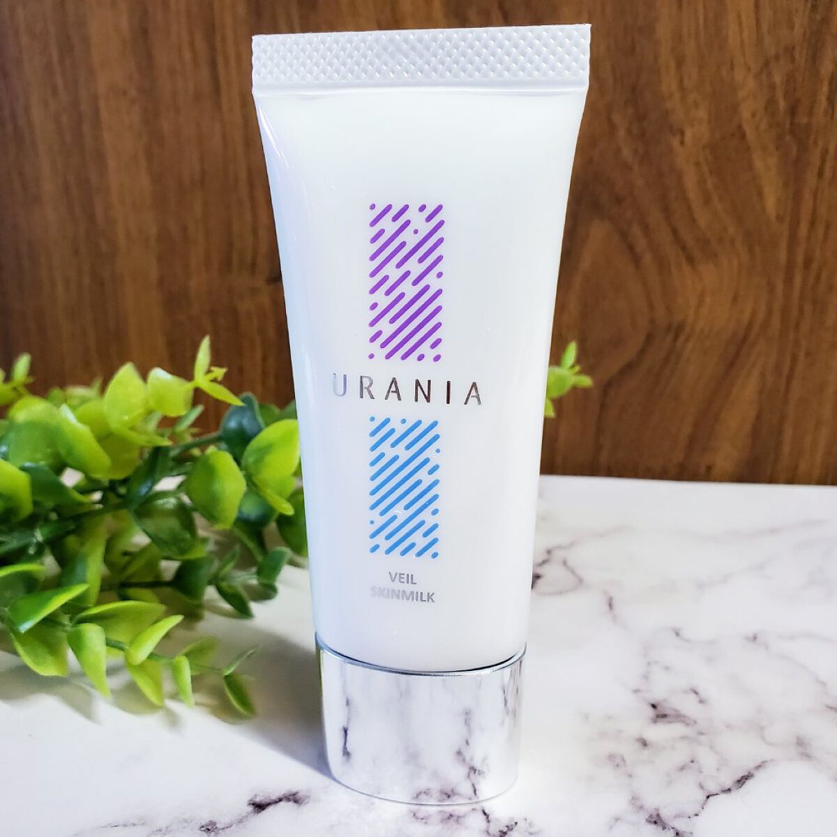 URANIA VEIL SKINMILK/URANIA/乳液を使ったクチコミ（1枚目）
