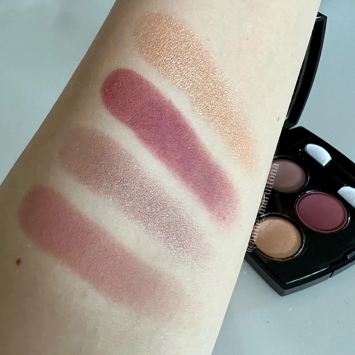 レ キャトル オンブル/CHANEL/アイシャドウパレットを使ったクチコミ(3枚目)