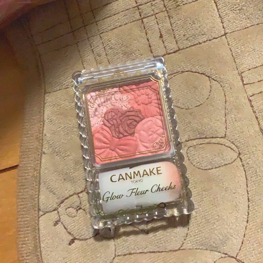 グロウフルールチークス/キャンメイク/パウダーチークを使ったクチコミ(1枚目)
