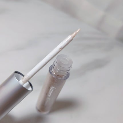 ドリーミー グリッターライナー/Emery Emily/グリッターを使ったクチコミ(5枚目)