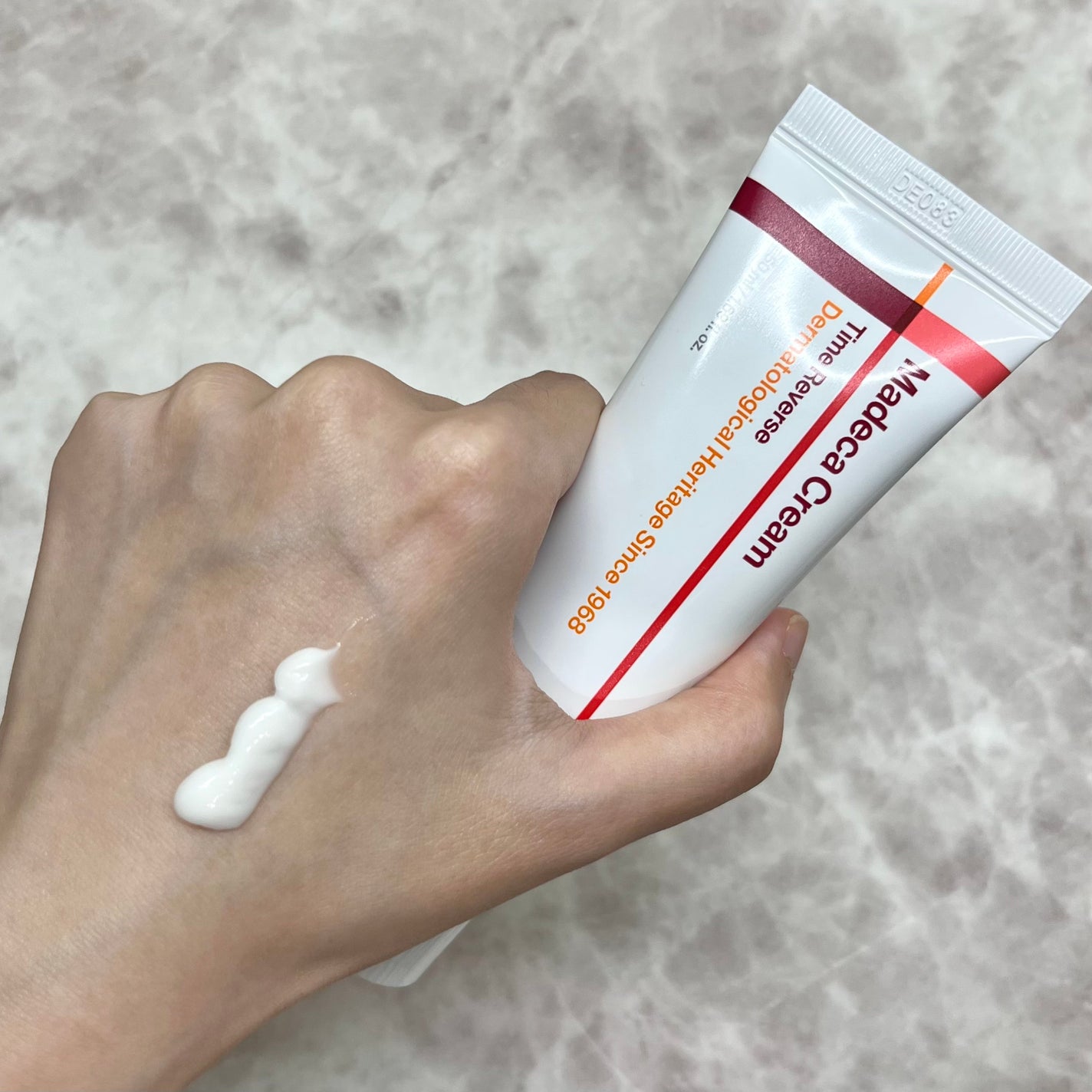 マデカクリームタイムリバース/センテリアン24/フェイスクリームを使ったクチコミ(2枚目)