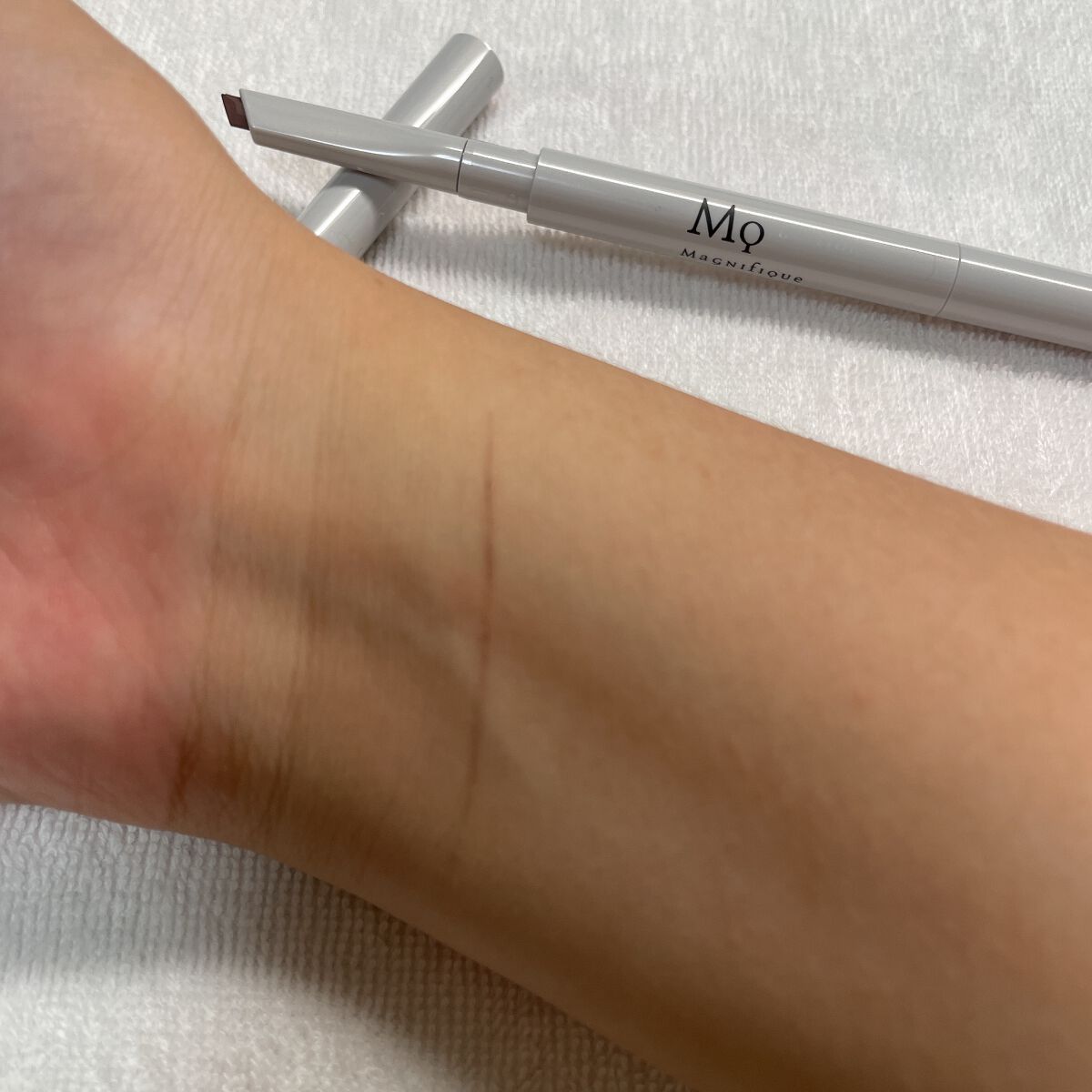 ビアード＆アイブロウ ペンシル ダークブラウン/マニフィーク/アイブロウペンシルを使ったクチコミ（3枚目）