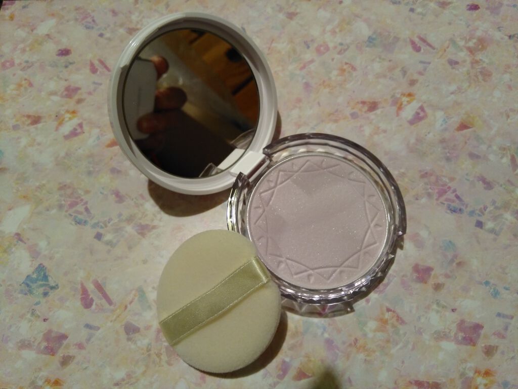 UVクリアフェイスパウダー/CEZANNE/プレストパウダーを使ったクチコミ（2枚目）