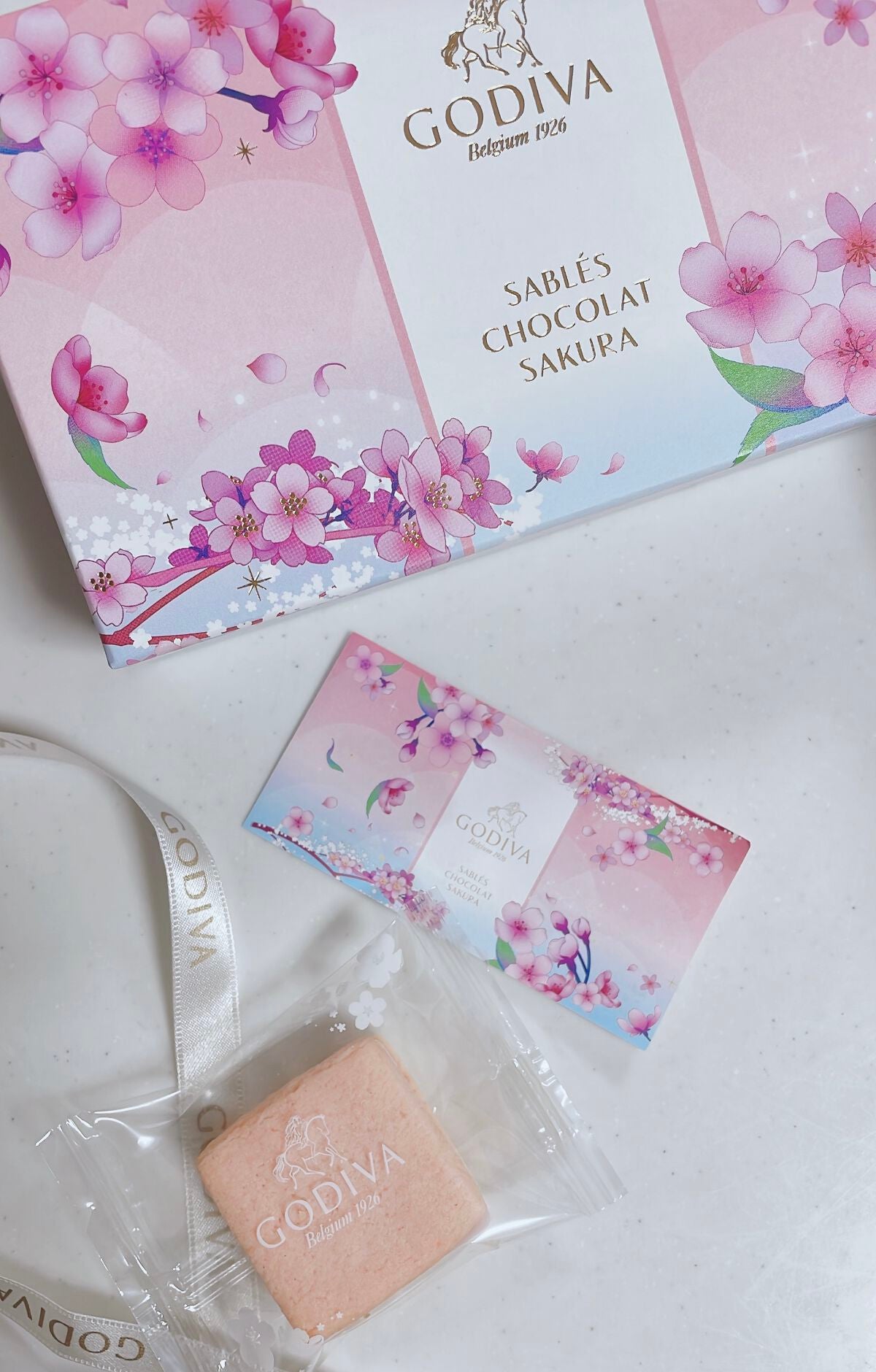 kaokao4144 on LIPS 「我が家に期間限定🌸春らしいサブレショコラの贈り物が届きました✨..」(2枚目)