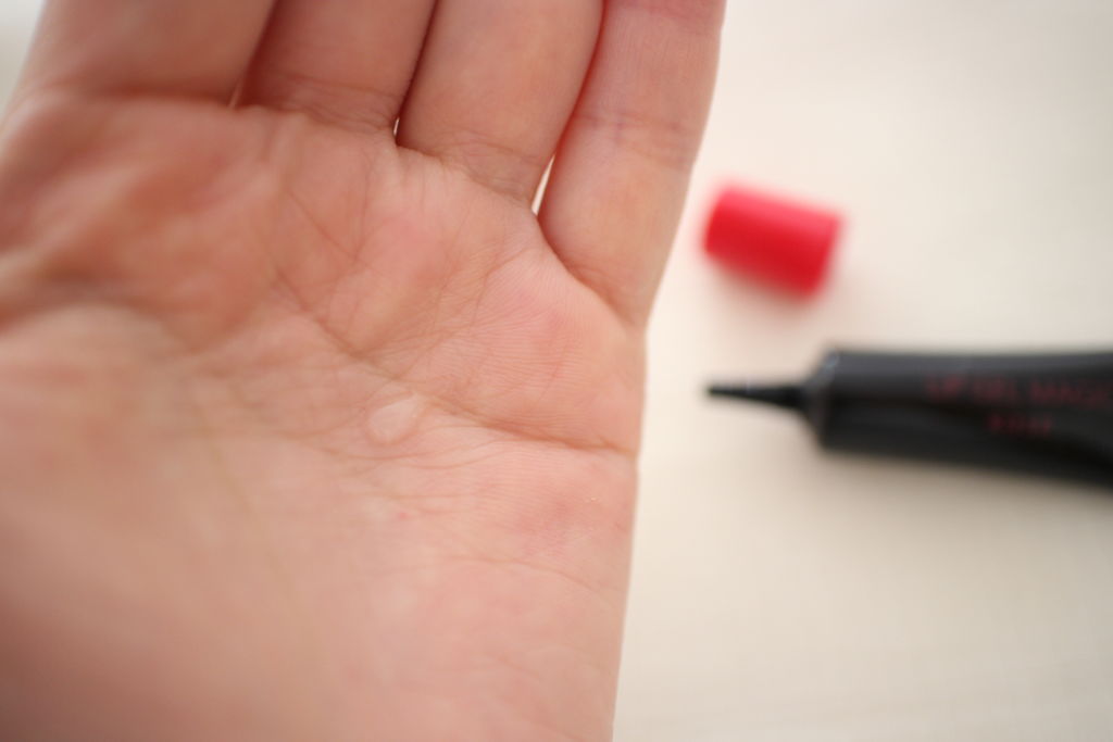 リップ ジェル マジック EX/コーセーコスメニエンス/リップオイルを使ったクチコミ（2枚目）