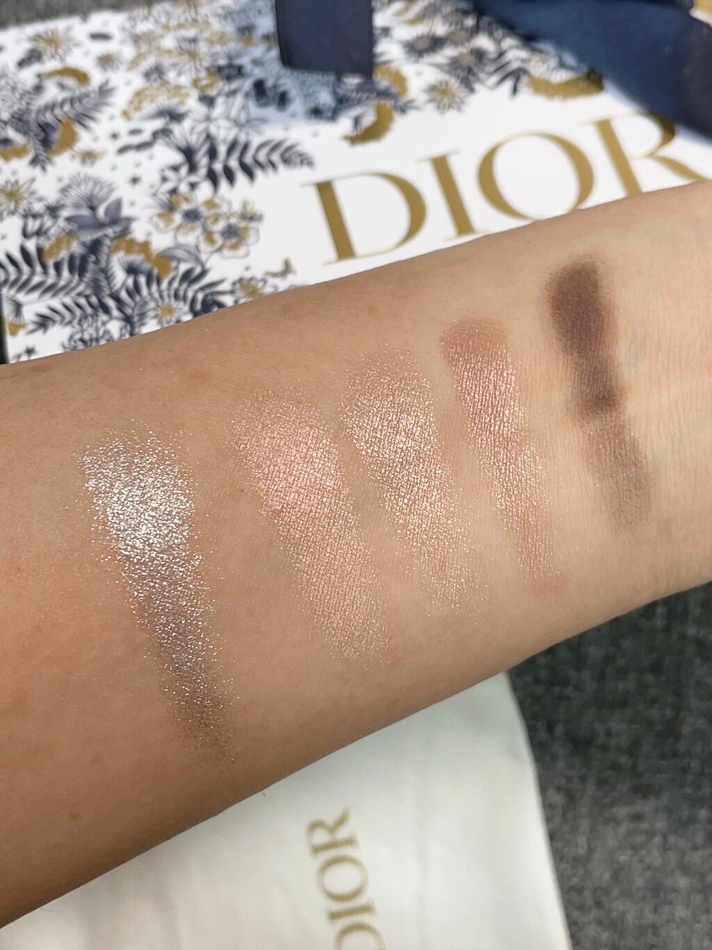 サンク クルール クチュール 〈アトリエ オブ ドリームズ〉/Dior/アイシャドウパレットを使ったクチコミ(4枚目)