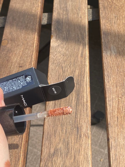 ダズルシャドウ リキッド/M・A・C/リキッドアイシャドウを使ったクチコミ(4枚目)