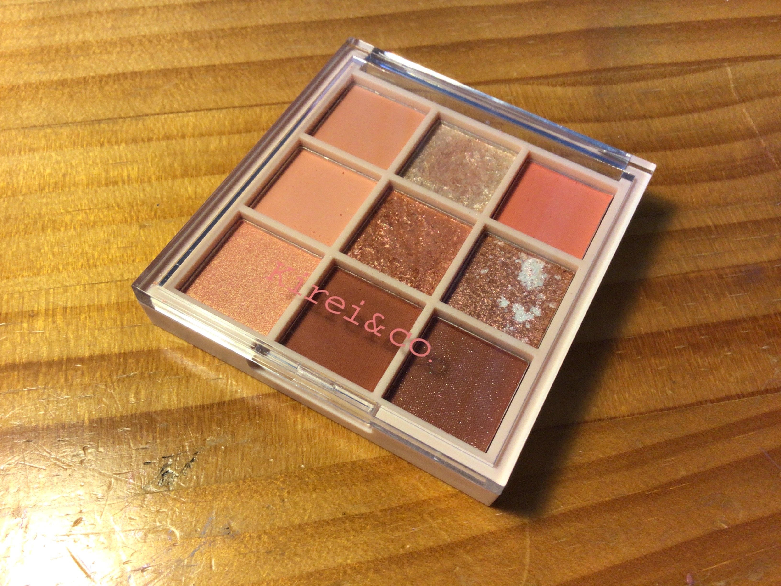 ベージュトーンアイシャドウ/CEZANNE/アイシャドウパレットを使ったクチコミ（2枚目）