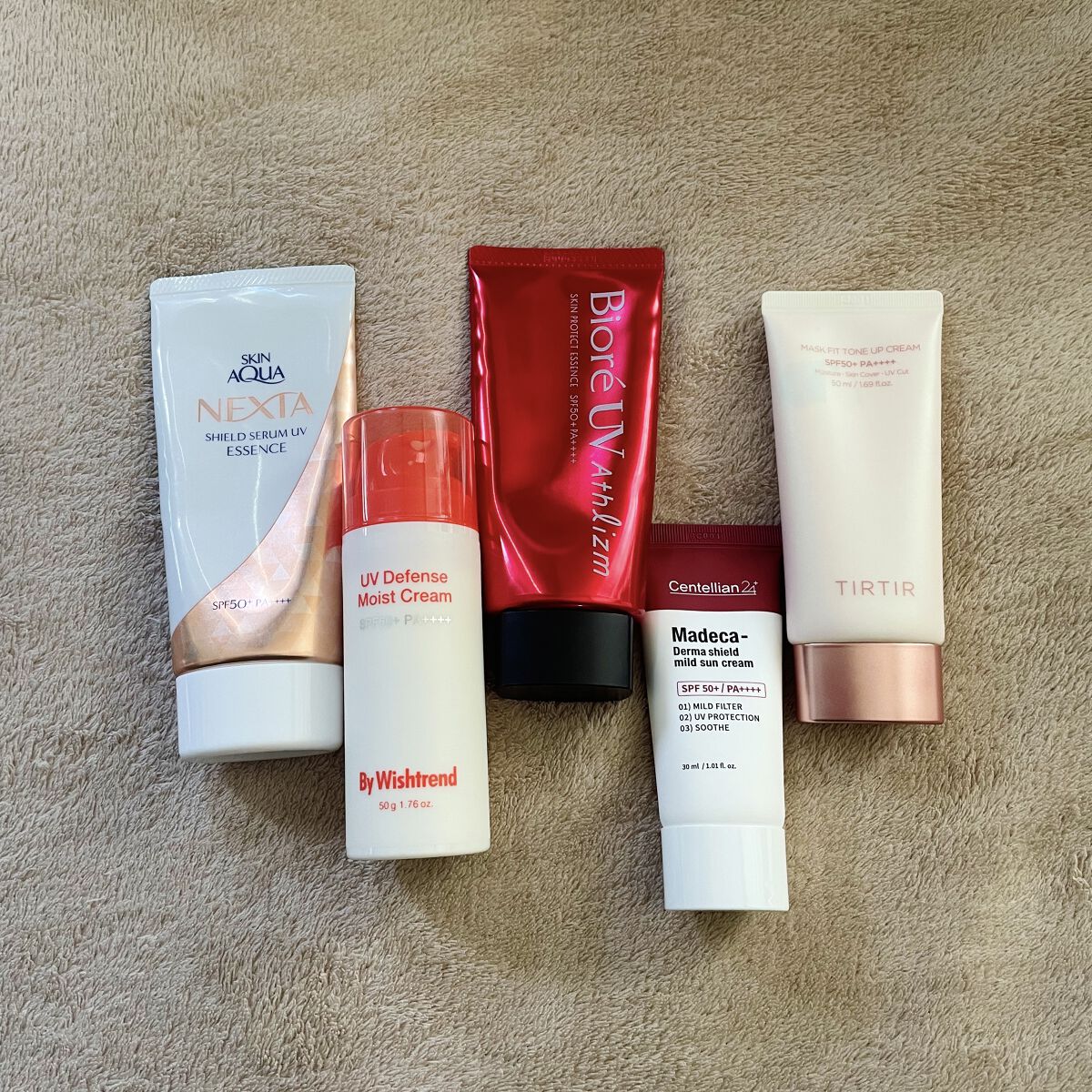 最近？試した日焼け止め+下地の簡易まとめ

どれもSPF50+はある

①スキンアクア ネクスタ® シールドセラムUVエッセンス
・無難な日焼け止めという感じ
・70gなのに比較的安いので試しやすい
・テカリはあるのでパウダー必須
・とくに