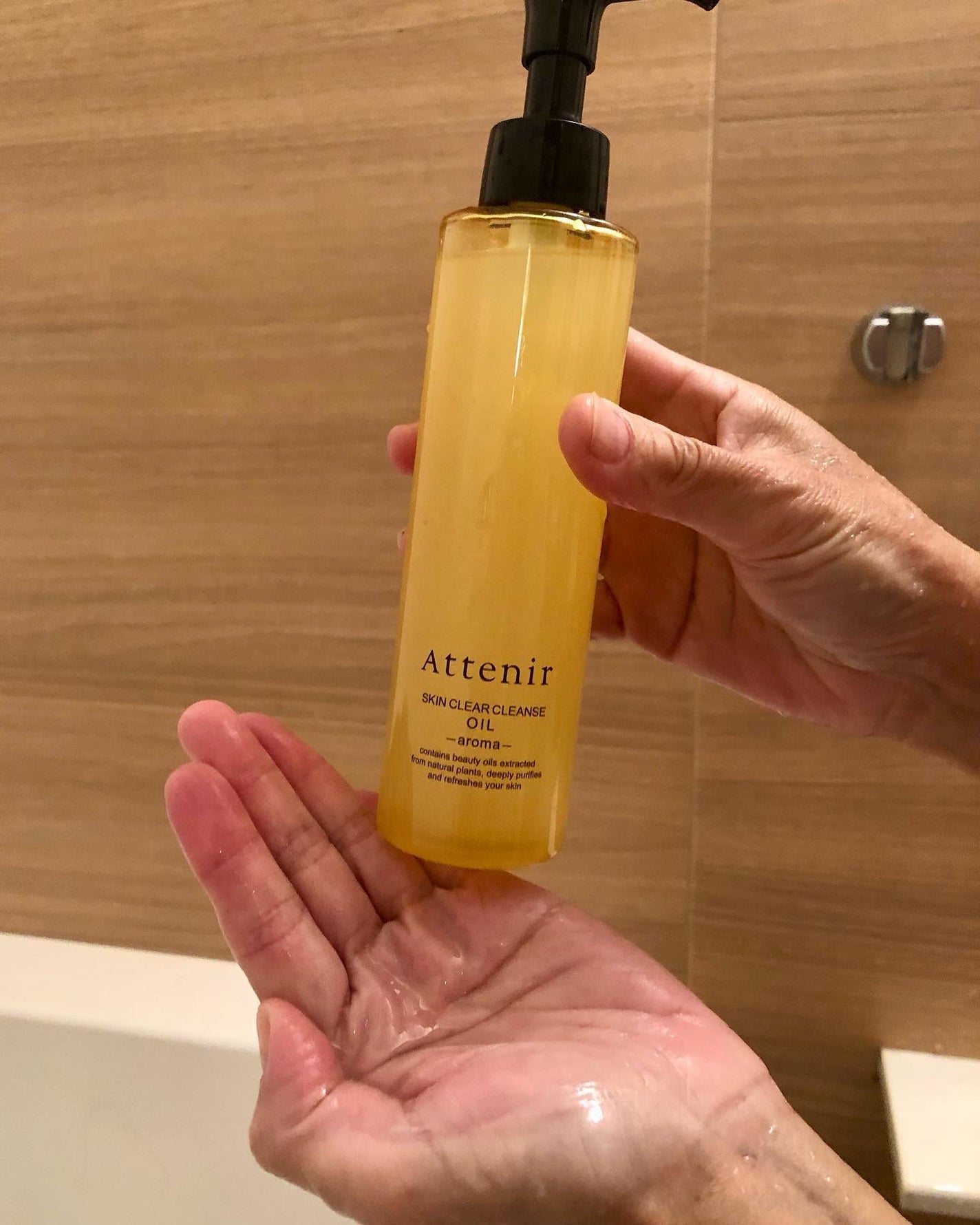 スキンクリア クレンズ オイル アロマタイプ/アテニア/オイルクレンジングを使ったクチコミ(2枚目)