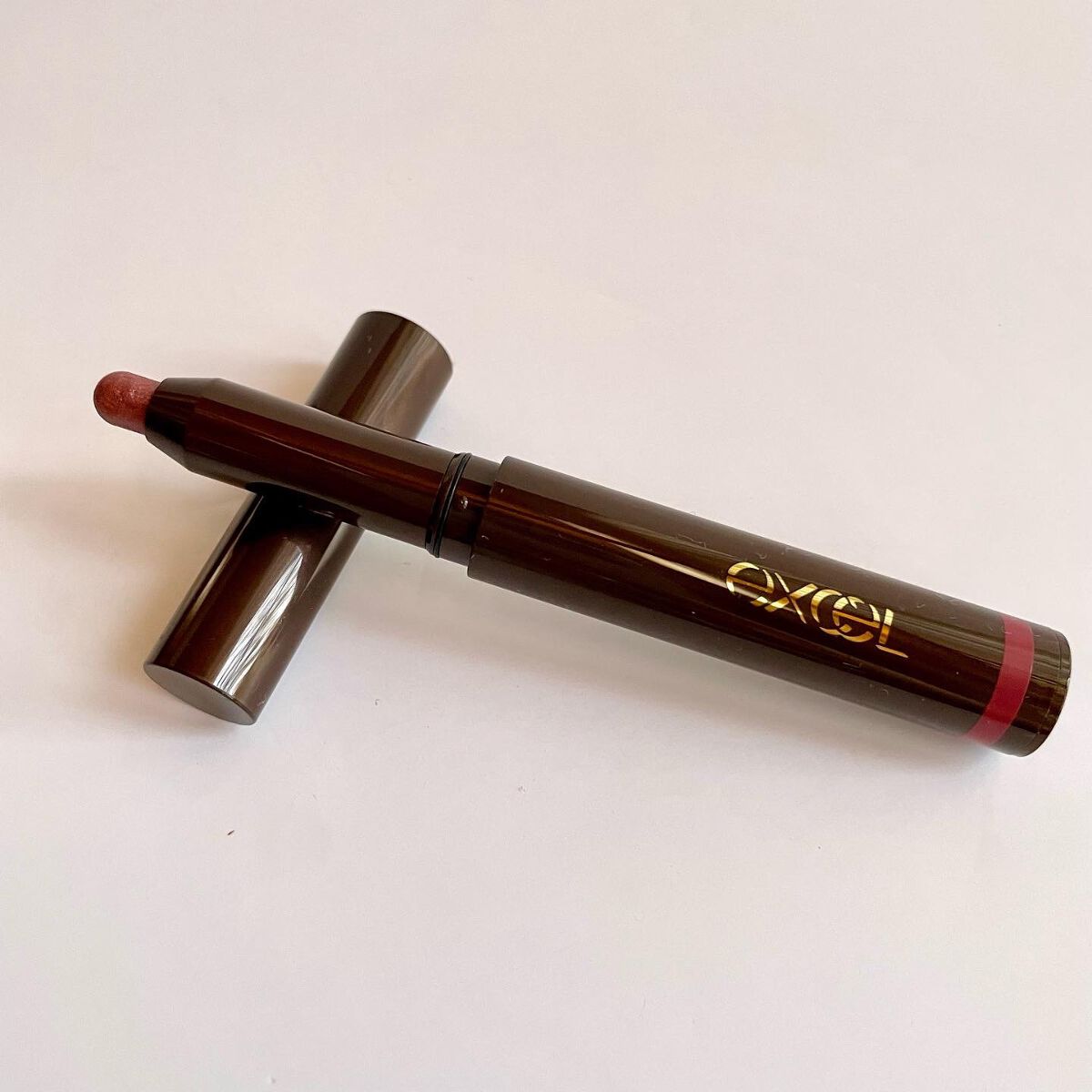 グリームオンフィットシャドウ/excel/スティックアイシャドウを使ったクチコミ（1枚目）