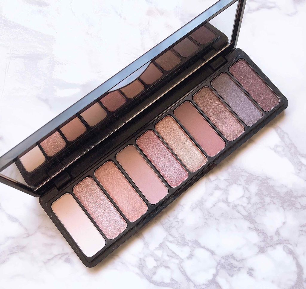 e.l.f. Cosmetics アイシャドウパレットのクチコミ「アイハーブ購入品🌿




e.l.fの大人気アイシャドウパレット😊




入荷されるとすぐ.....」（1枚目）