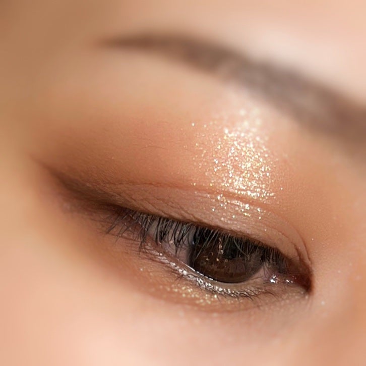 マルチカラーバリエーション マット/チャコット・コスメティクス/単色アイシャドウを使ったクチコミ(4枚目)