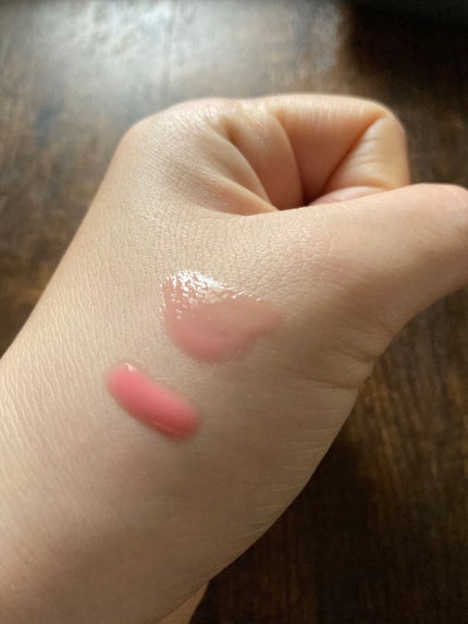 ろこ@フォロバ on LIPS 「クラランスの新作ーーーーー!!!!発売日の深夜0時にスタンバイ..」(4枚目)