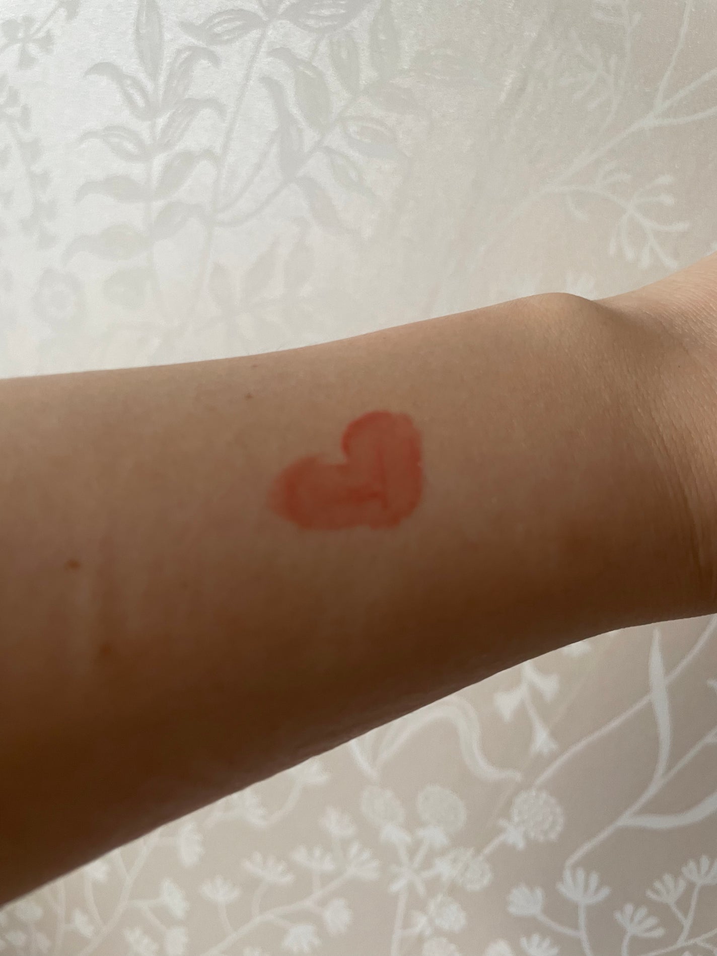 Chie on LIPS 「ロムアンドサンリオコラボ‼️可愛い😍❤️色も丁度良き🩵大好きな..」(2枚目)