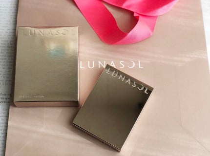 アイカラーレーション/LUNASOL/アイシャドウパレットを使ったクチコミ(2枚目)