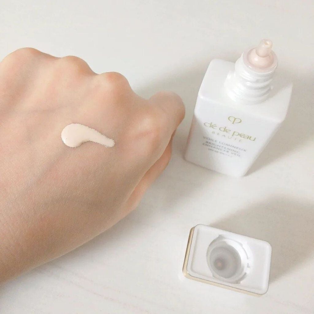 クレ・ド・ポー ボーテ ヴォワールルミヌ/クレ・ド・ポー ボーテ/化粧下地を使ったクチコミ(3枚目)