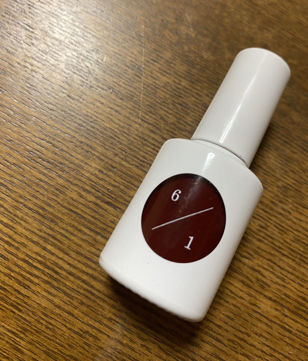 ウカ レッドスタディ ワン/uka/マニキュアを使ったクチコミ（1枚目）