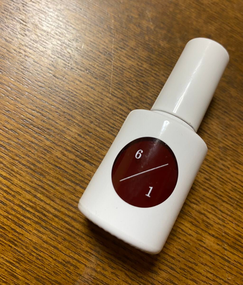 ウカ レッドスタディ ワン/uka/マニキュアを使ったクチコミ(1枚目)