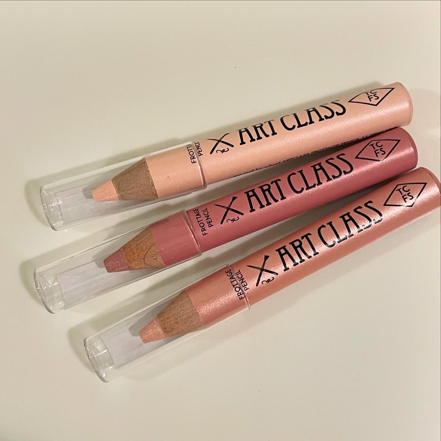 アートクラス フロッタージュペンシル/too cool for school/スティックアイシャドウを使ったクチコミ（2枚目）