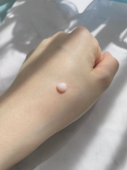 hince セカンドスキンハイドレイティングプライマーのクチコミ「《スキンケアのような優しい仕上がり☁️》
🌻hince
セカンドスキンハイドレイテ.....」(2枚目)